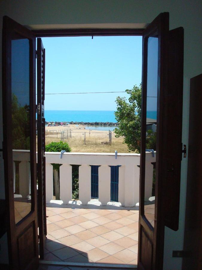 B&B Nettuno San Leone Eksteriør bilde